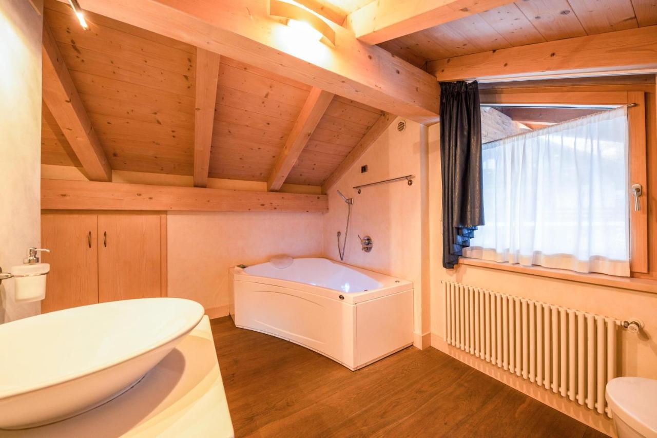 Appartement La pratolina mansarda à Castello-Molina di Fiemme Extérieur photo